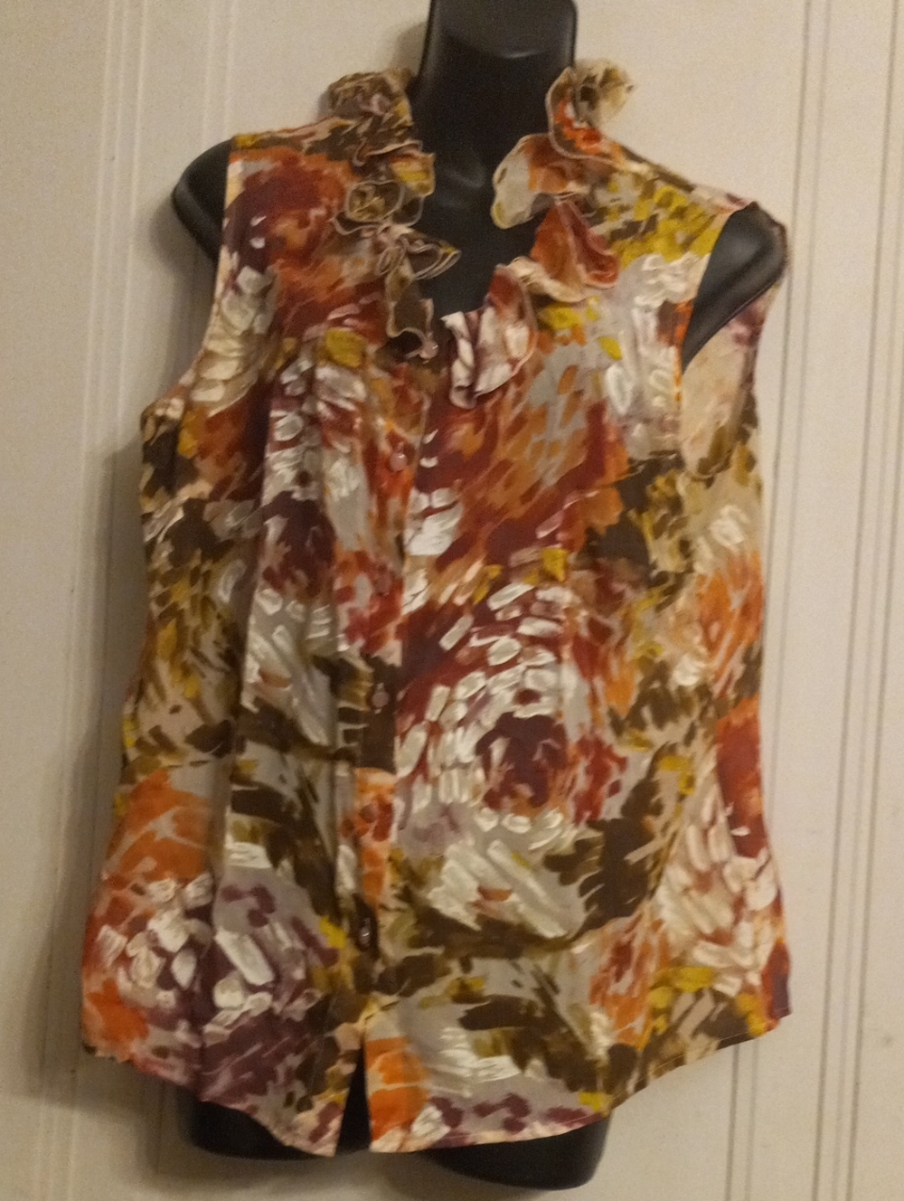 Escada Sleeveless Ruffle-Neck Blouse in Autumn Floral Print